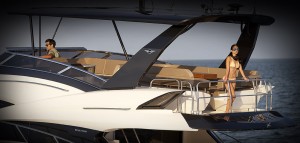 Luxus yacht bérlés